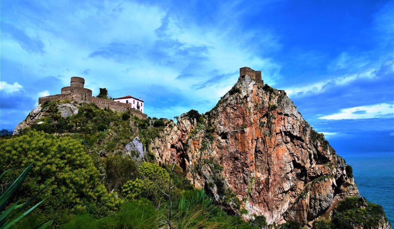 Riviera Ionica Aparthotel Santa Teresa Di Riva Luaran gambar