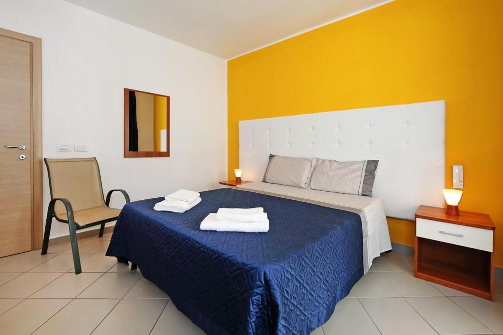 Riviera Ionica Aparthotel Santa Teresa Di Riva Luaran gambar