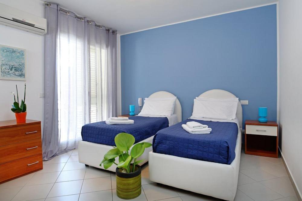 Riviera Ionica Aparthotel Santa Teresa Di Riva Luaran gambar