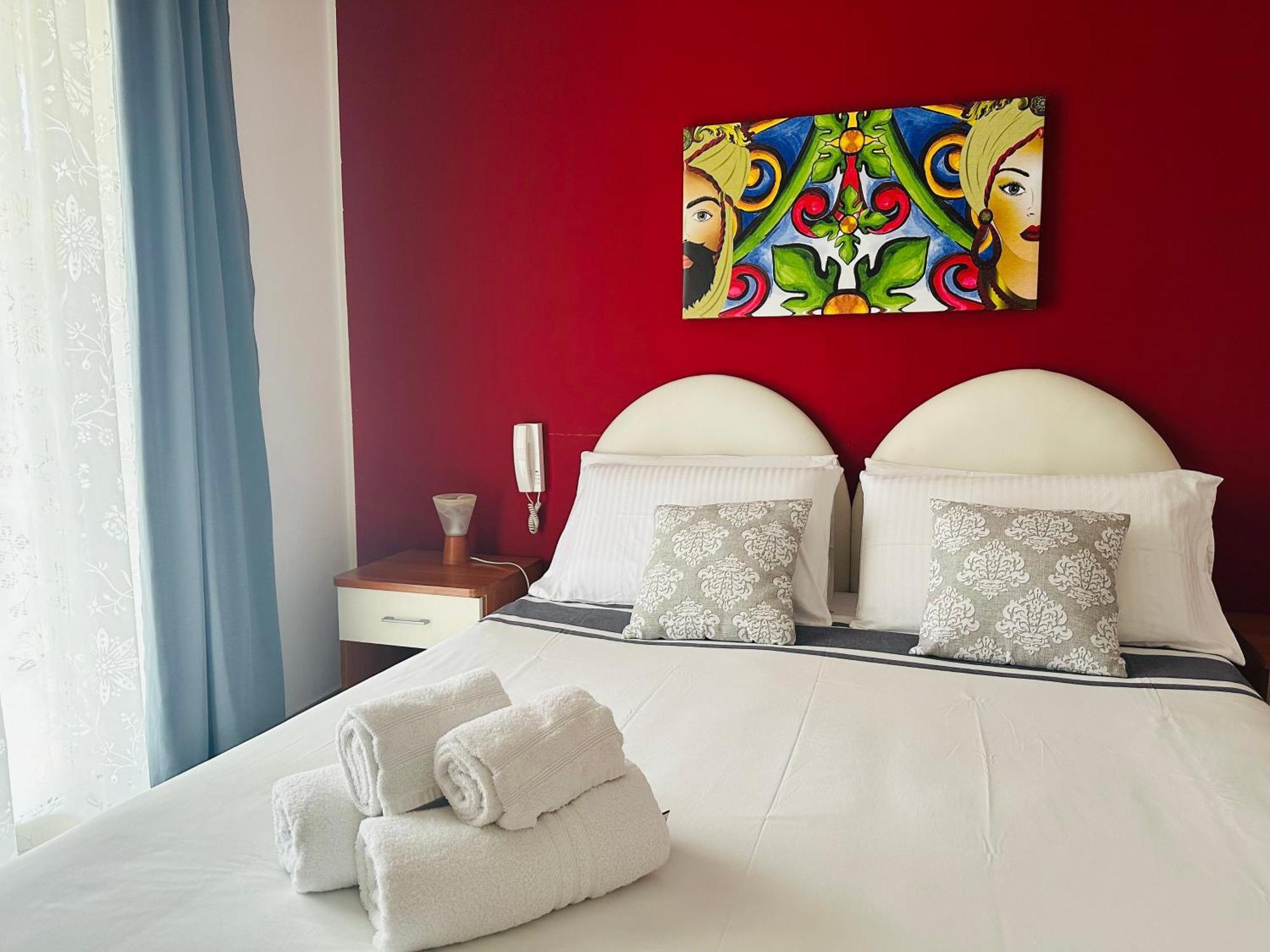 Riviera Ionica Aparthotel Santa Teresa Di Riva Luaran gambar